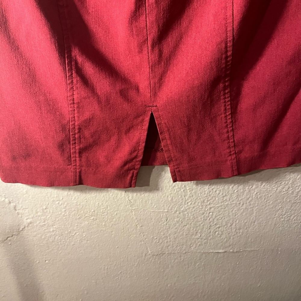 RED skirt - Picture 8 of 16